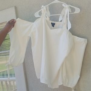 Rue 21 Cold shoulder top